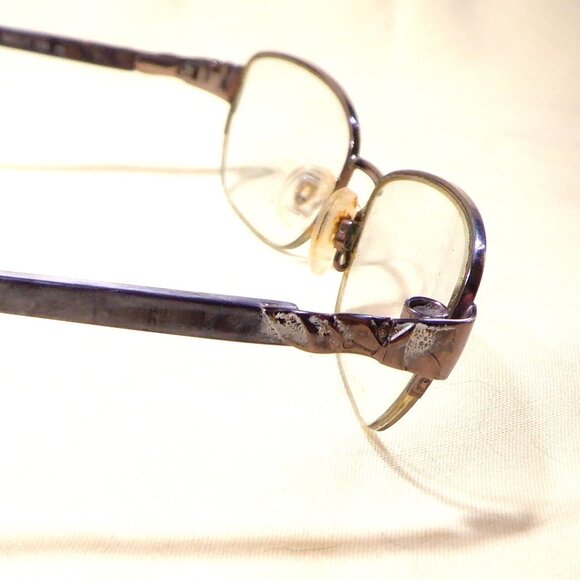 ~~~ VOGUE ~~~ Eye Glasses with Case - Picture 2 of 2